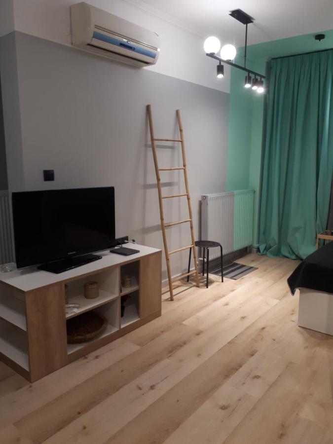Agias Sofias Square Stunning Suite Salonicco Esterno foto