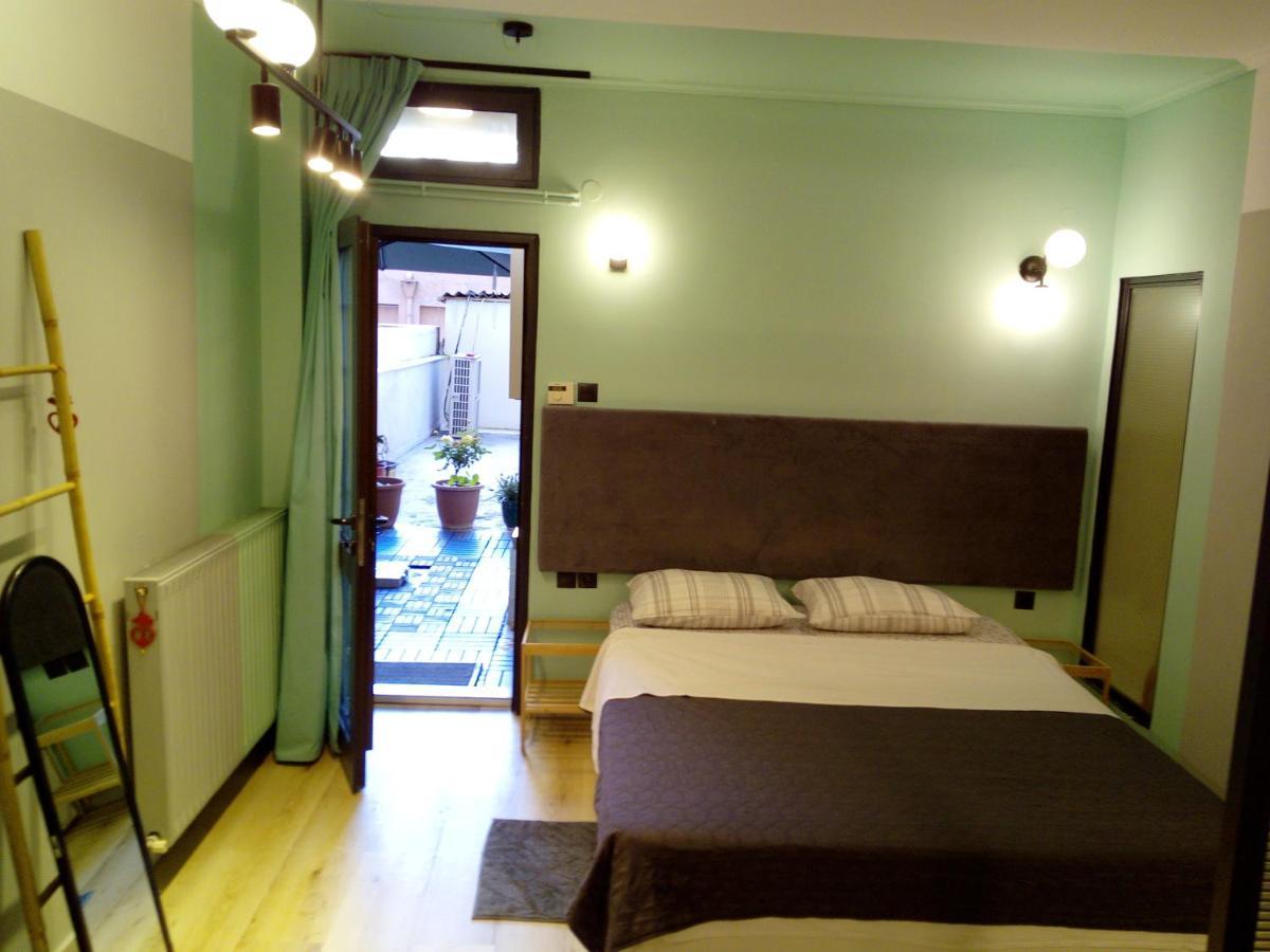 Agias Sofias Square Stunning Suite Salonicco Esterno foto